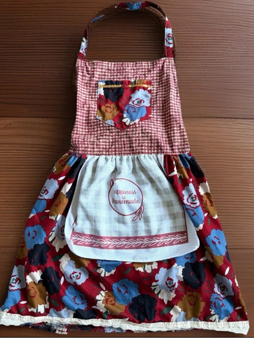 Vintage HANDMADE Apron Womens Full Red Floral Happiness Is Homemade Towel Ruffle